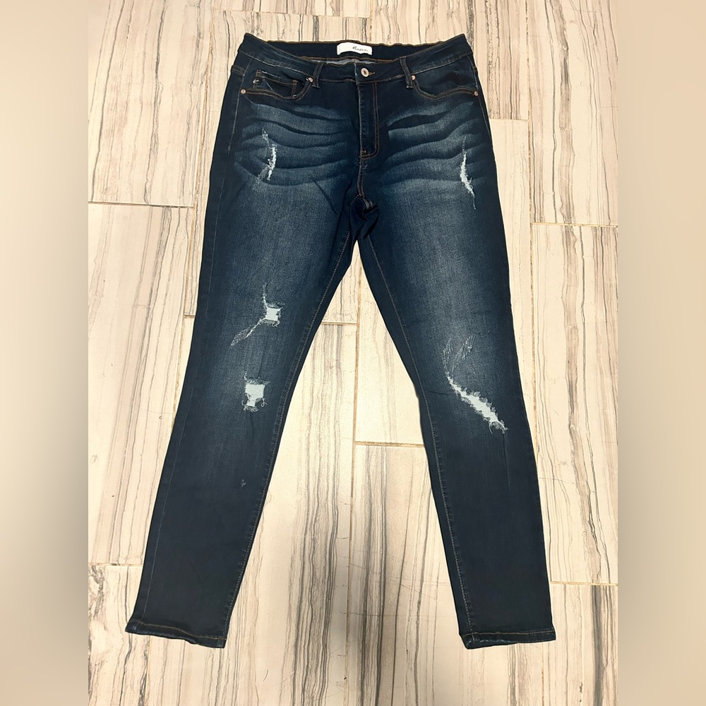 NWOT (Buckle Jeans) KanCan Mid-Rise XL 16/31 Skinny Stretch Jean (33” Waist) - Picture 3 of 14